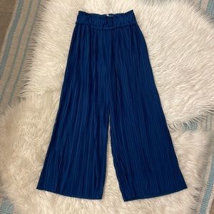 Zara Girls Pleated Wide-Leg Pants in Navy Blue